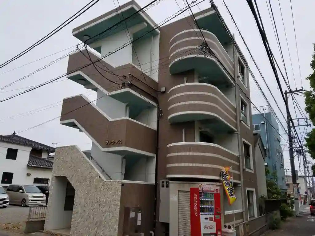 プレシャス 外観