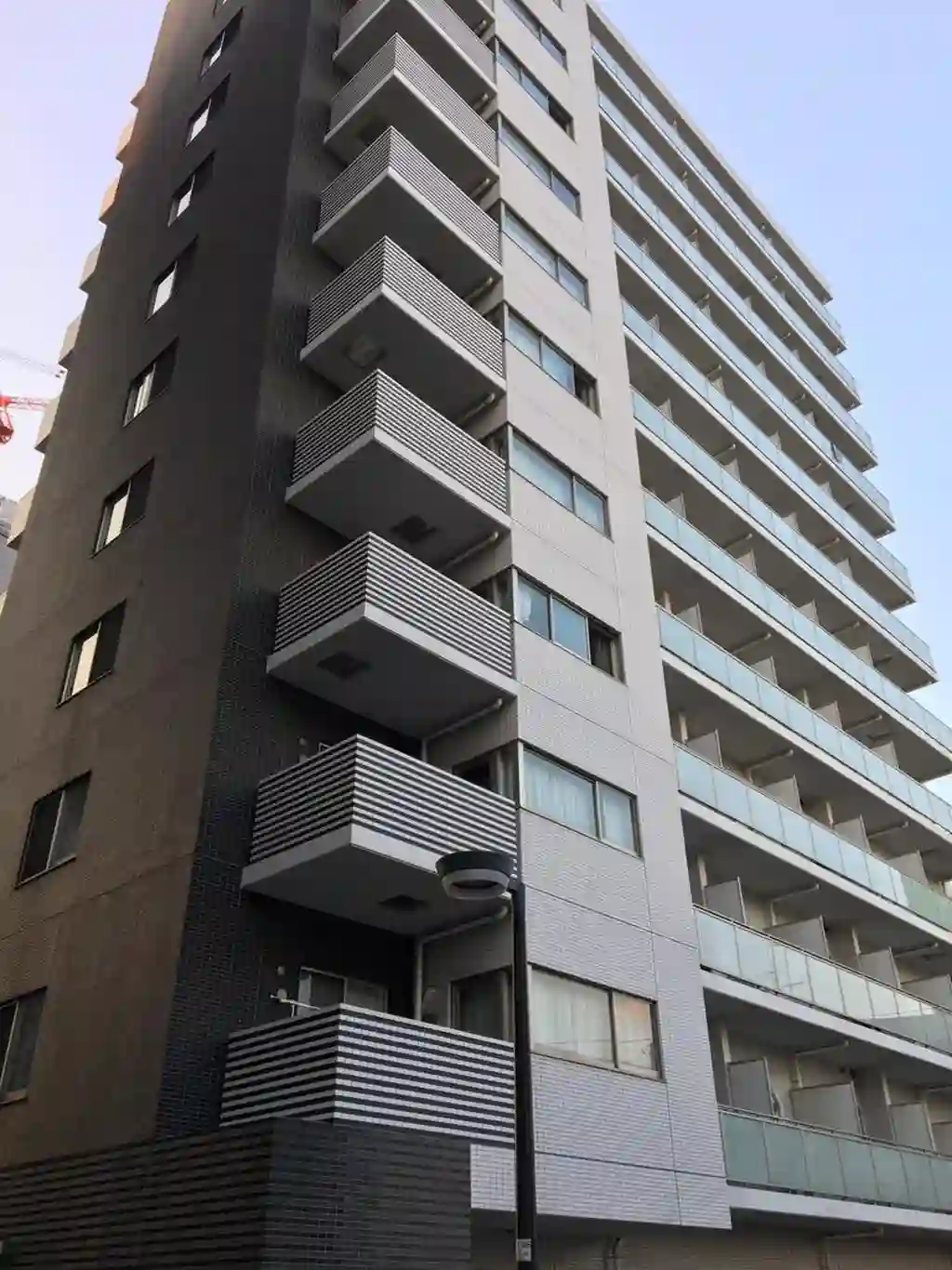 マストライフ日野 外観