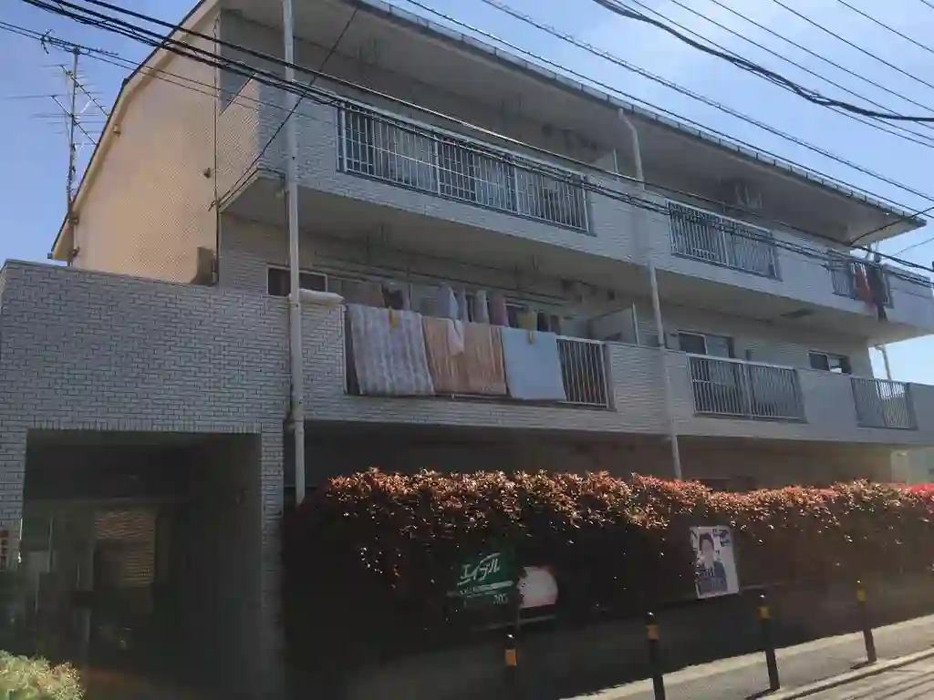 ホワイトパレス 外観