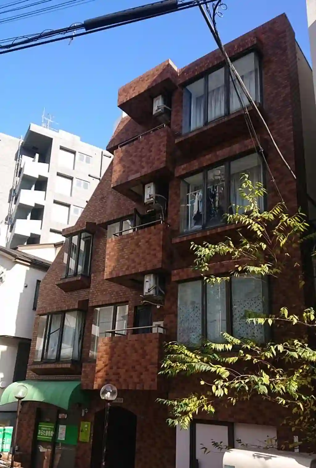 シャトーイシイ 外観