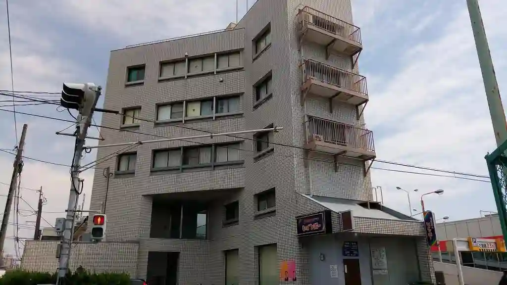 A1ビル 外観