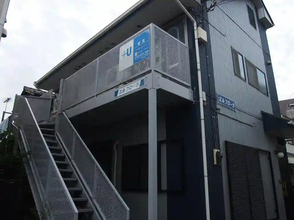 エルフローラ 外観