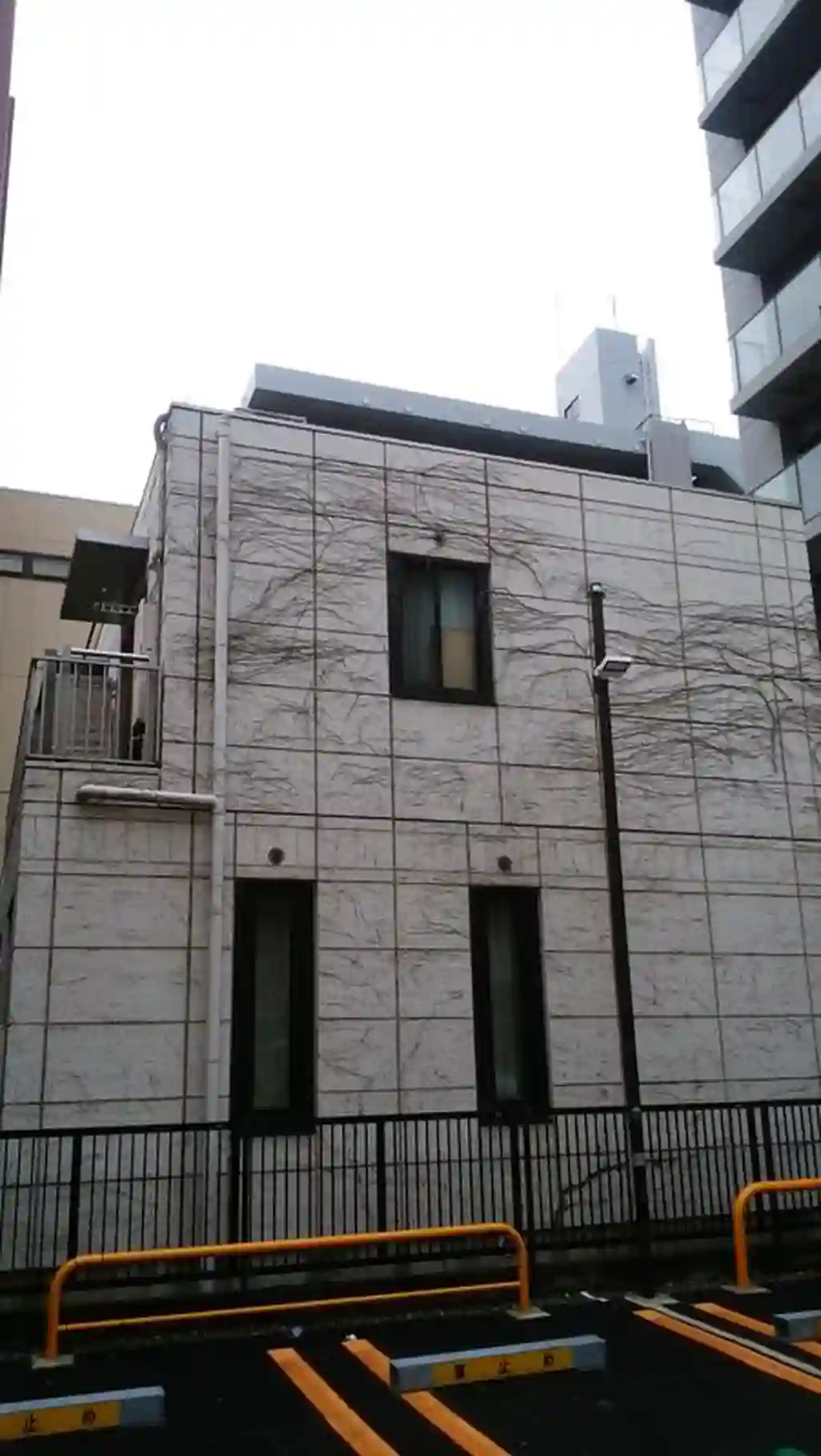 ワンズ泉 外観
