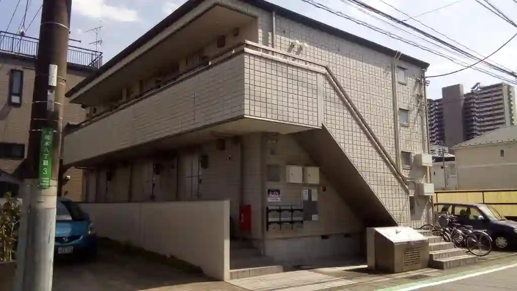 レッドウッド 外観