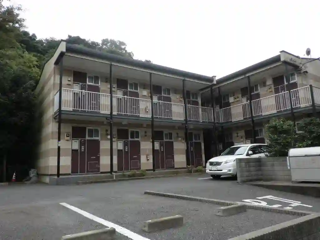 レオパレス常楽 外観