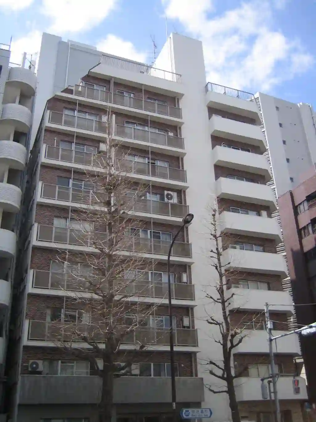第12宮庭マンション 外観