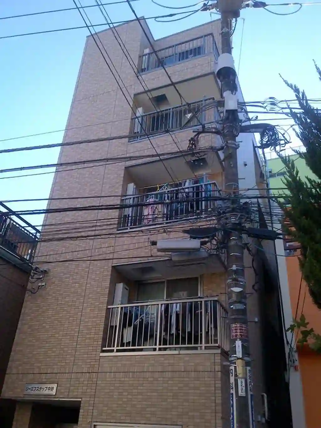 シーエフステップ中野 外観