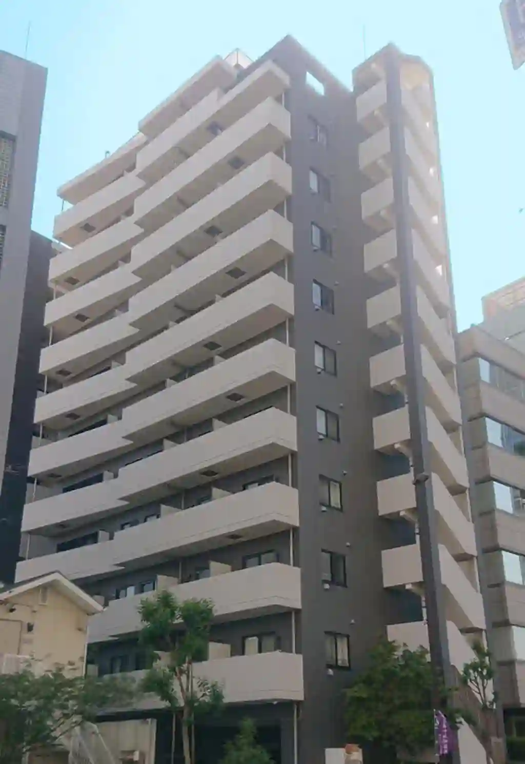 ロメック山手日暮里 外観