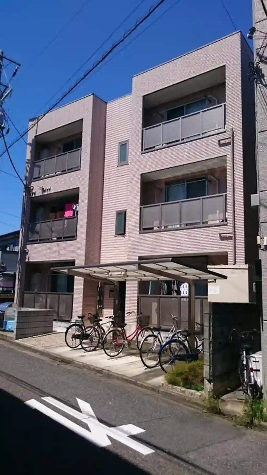 アムール III 外観