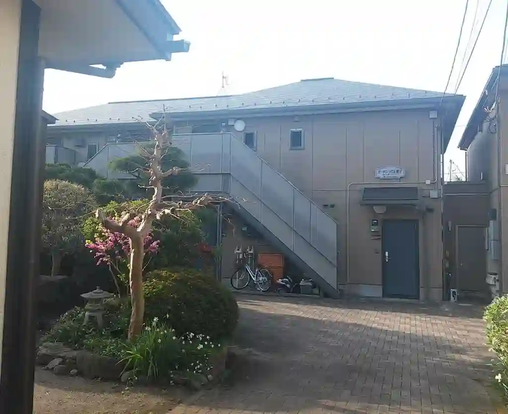 ガーデンハウス国立 外観