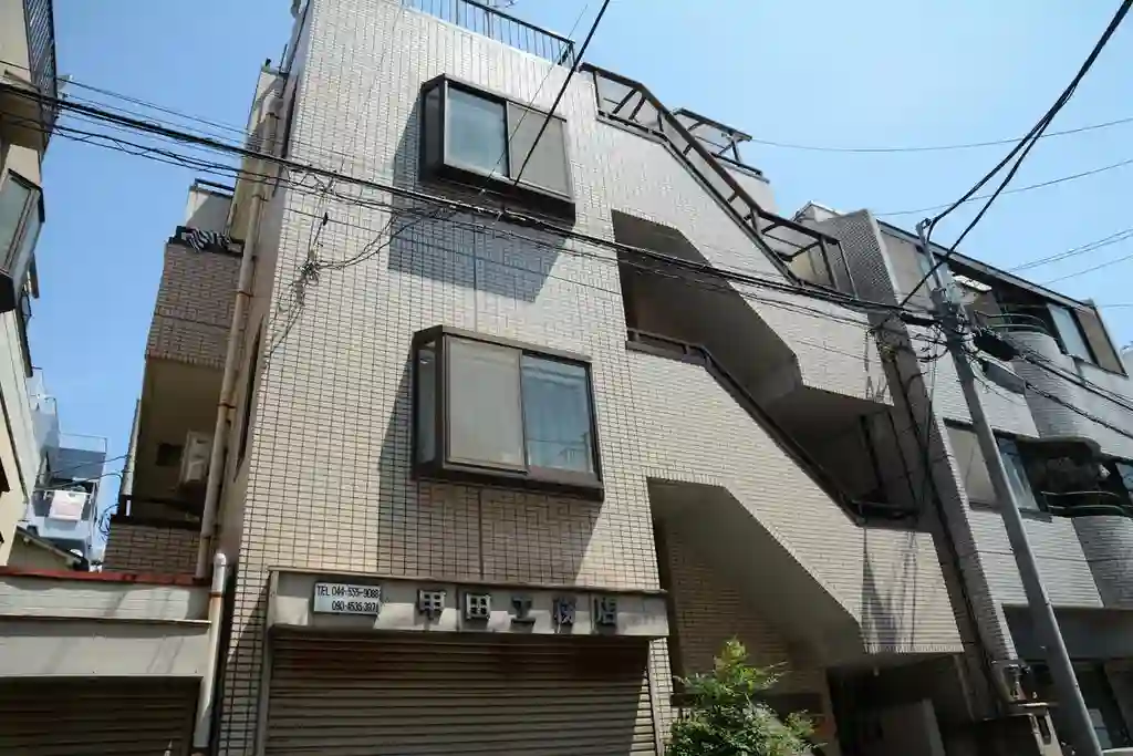 パークピア井出 外観