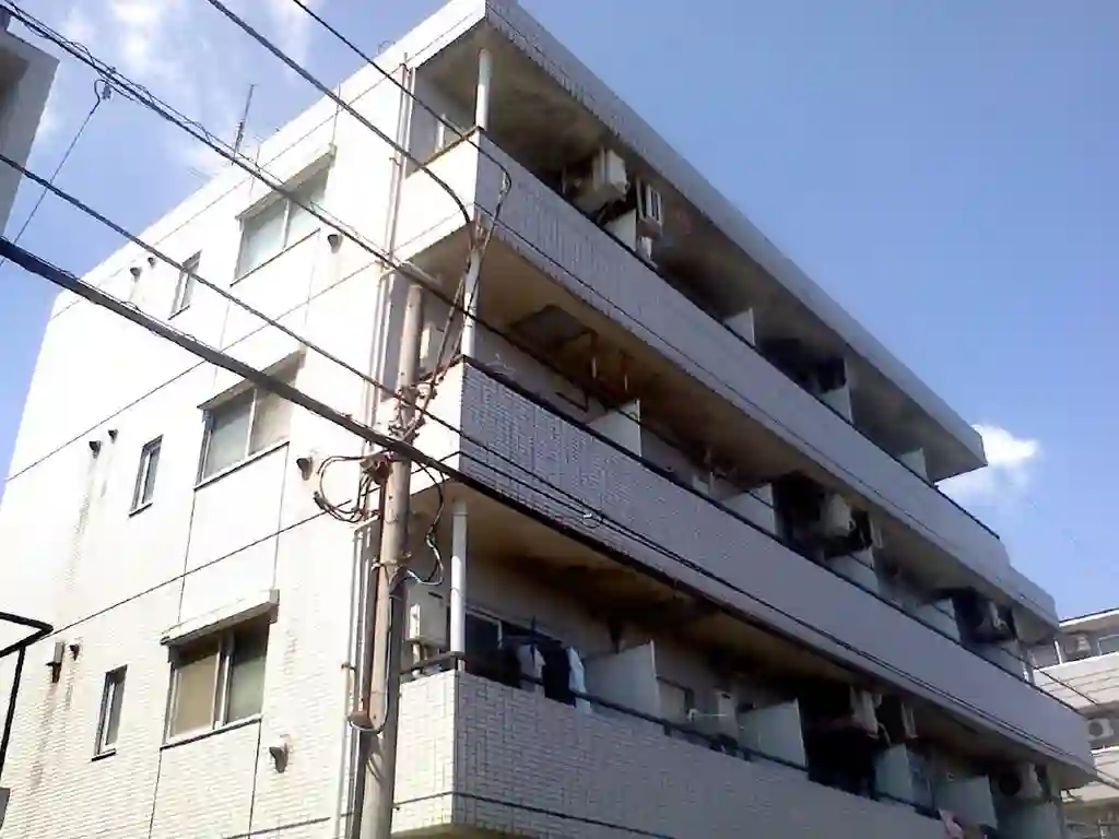 マドレーヌ子安町 外観