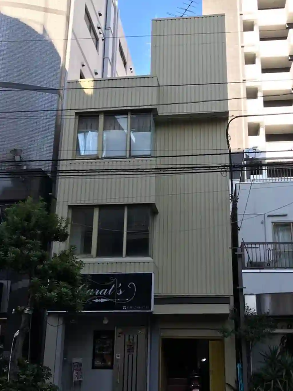 押川ビルイエロービル 外観
