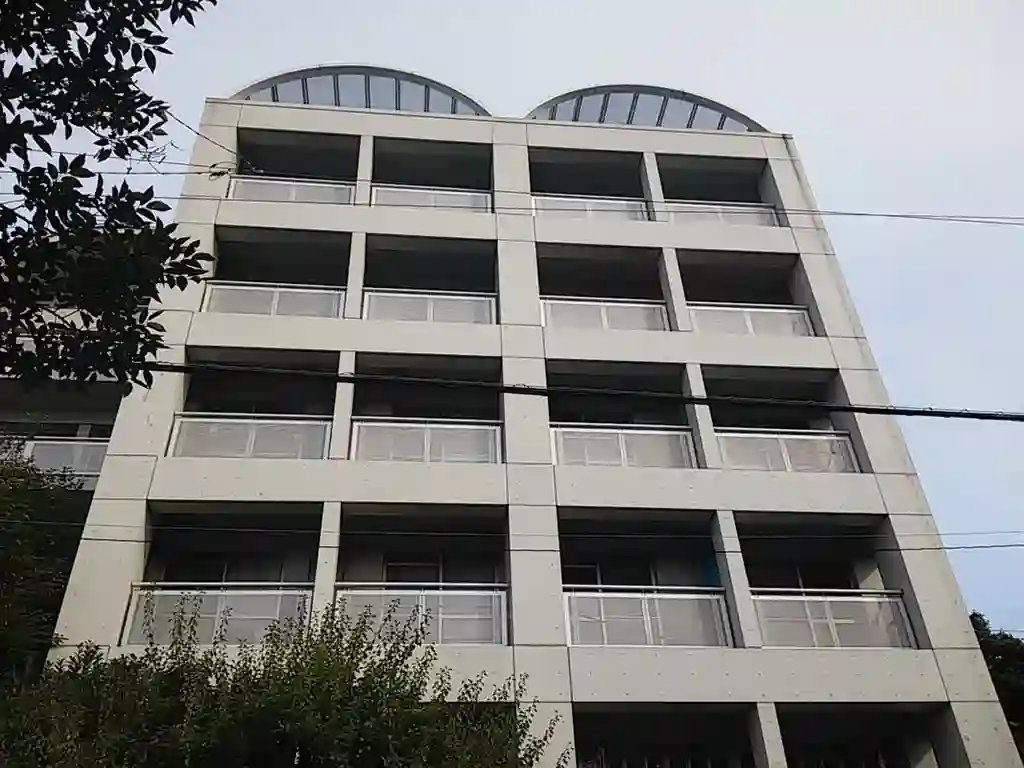 モーツァルト‘90 外観