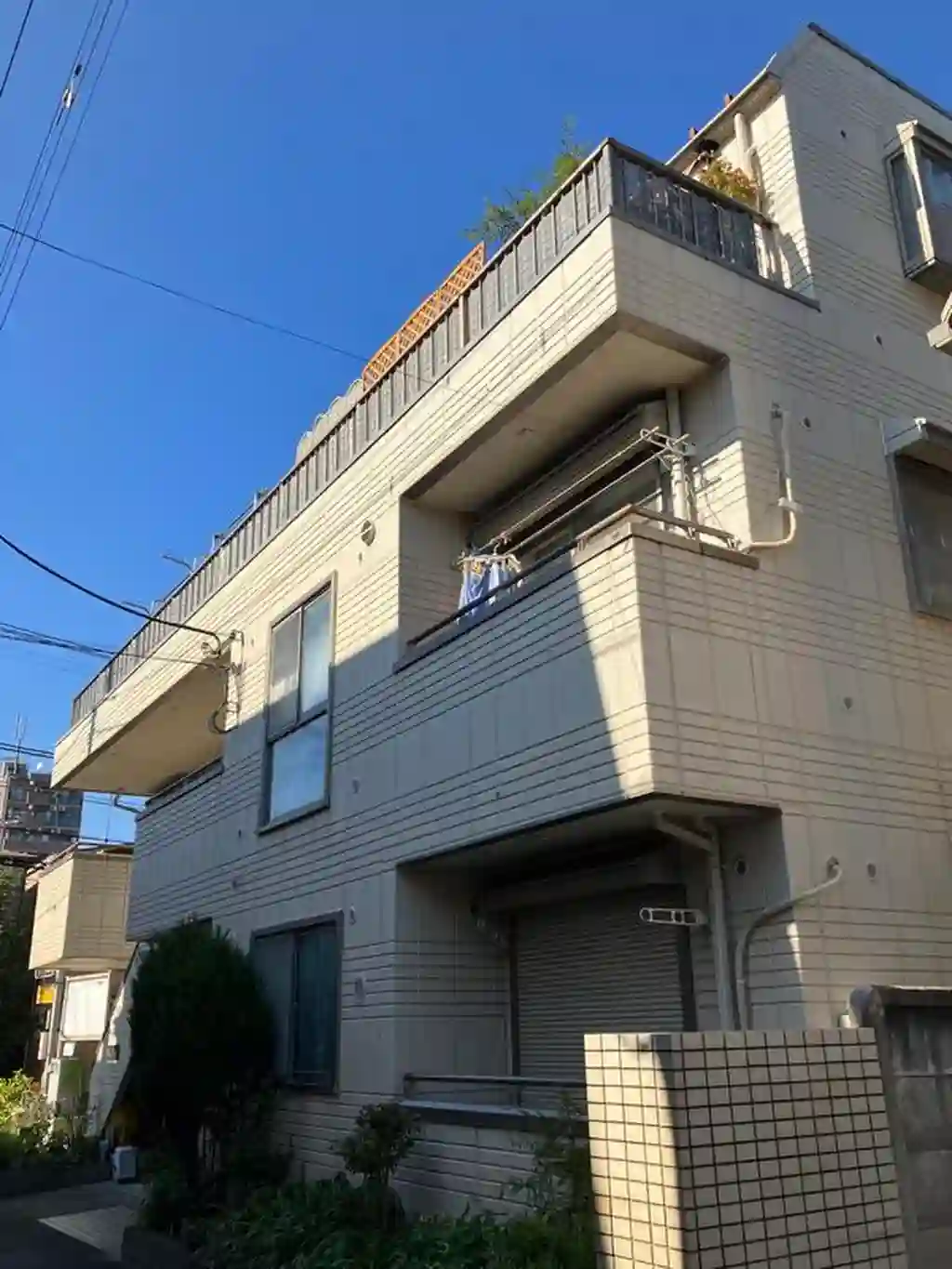 スリーウェルズ 外観