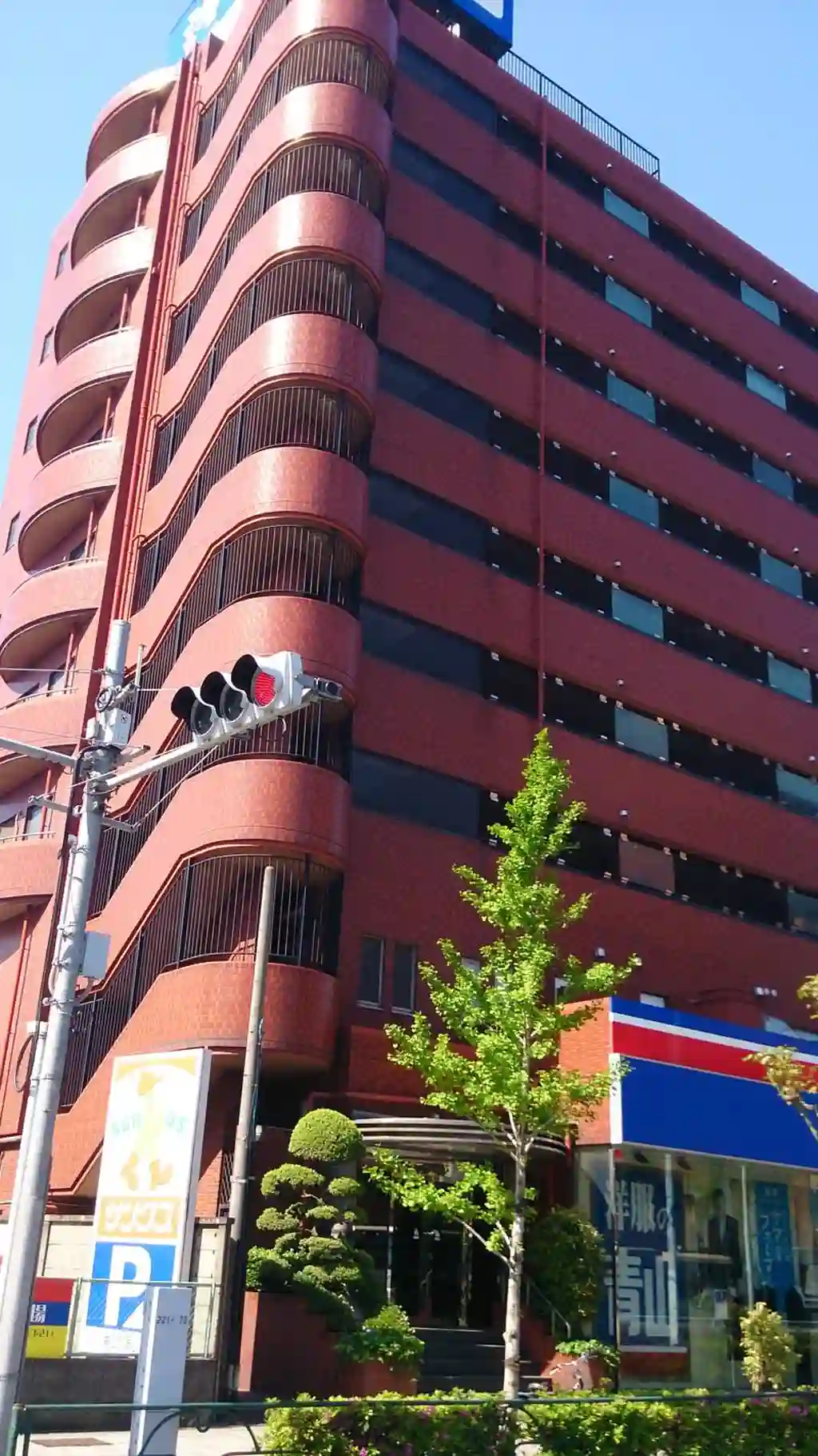 グランデュール萩中 外観