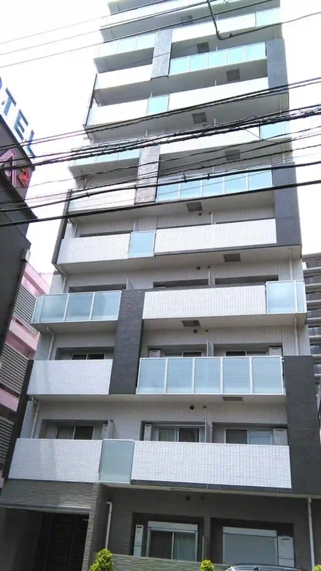 センプレフェリーチェ 外観