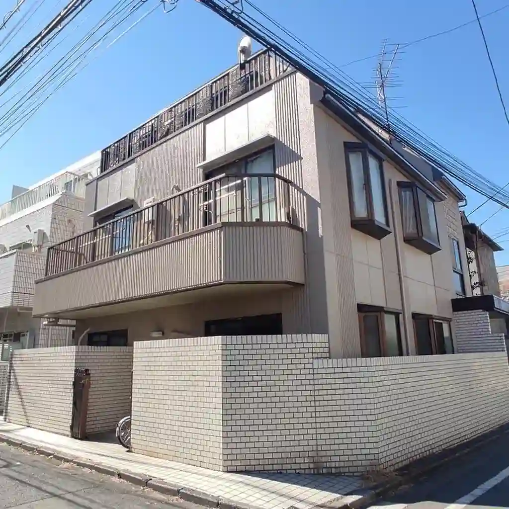 ブルーモントルー 外観