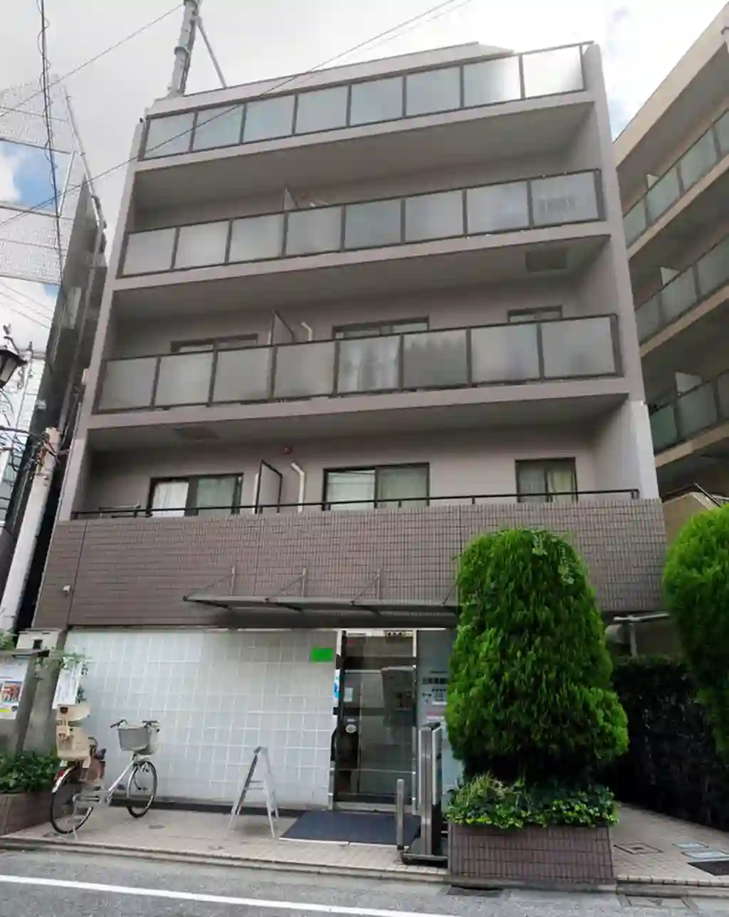 パラスティ1 外観