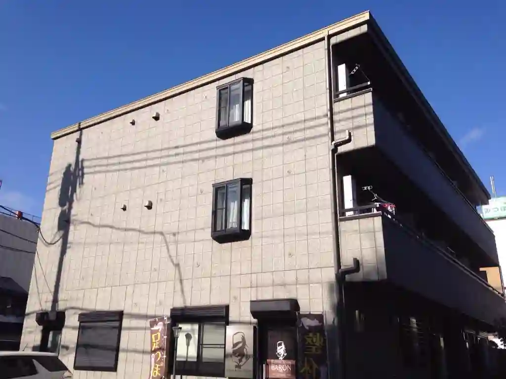 アベニール 外観