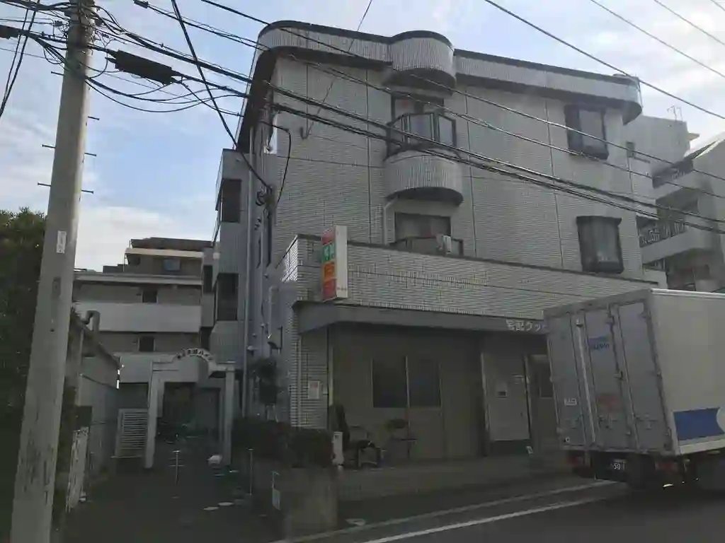 第6幸和ハイツ 外観