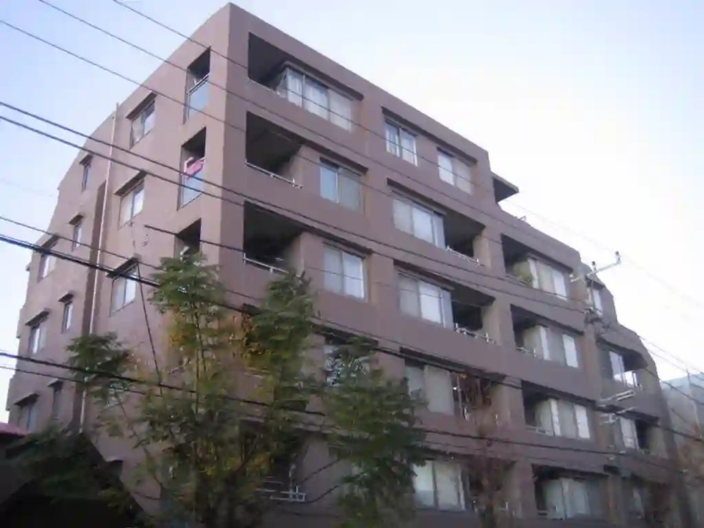 エステ・スクエア横浜弘明寺 外観