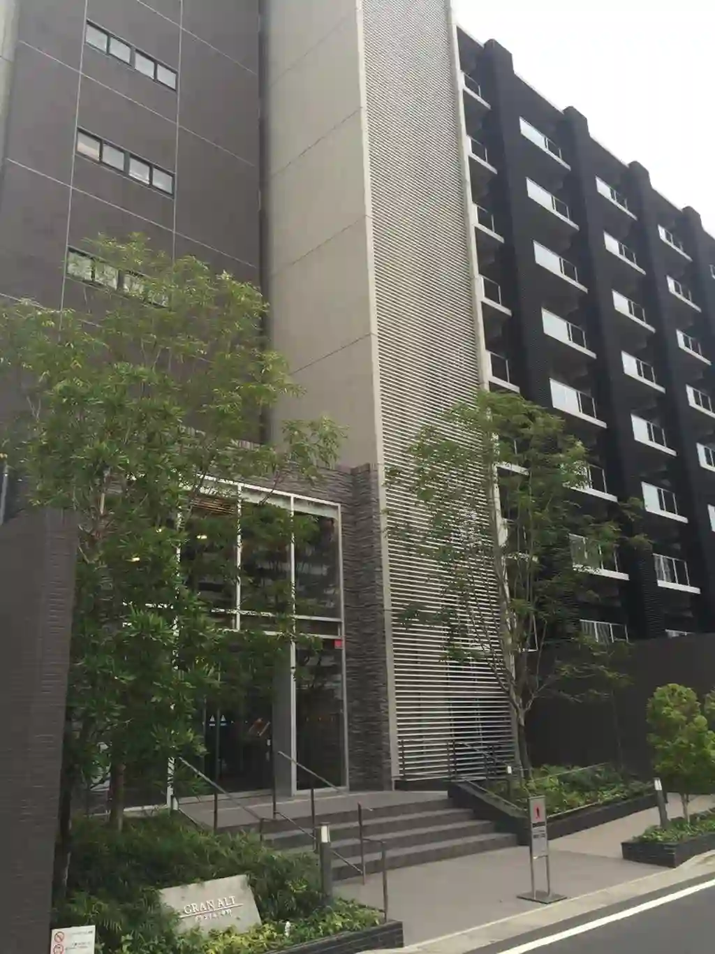 グランアルト中野 外観