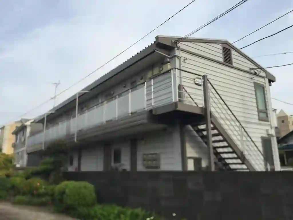 レオパレス松葉 外観