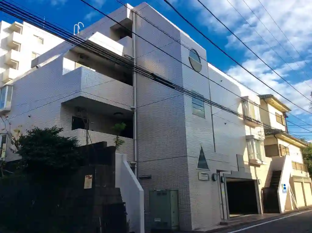 エーリフローレンスB 外観