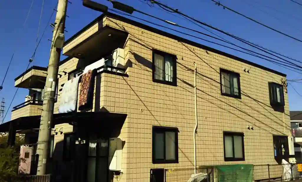 ファミーユレザンA 外観