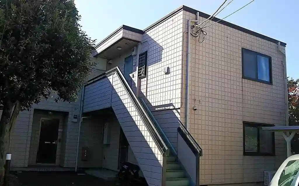 ファミーユレザンB 外観