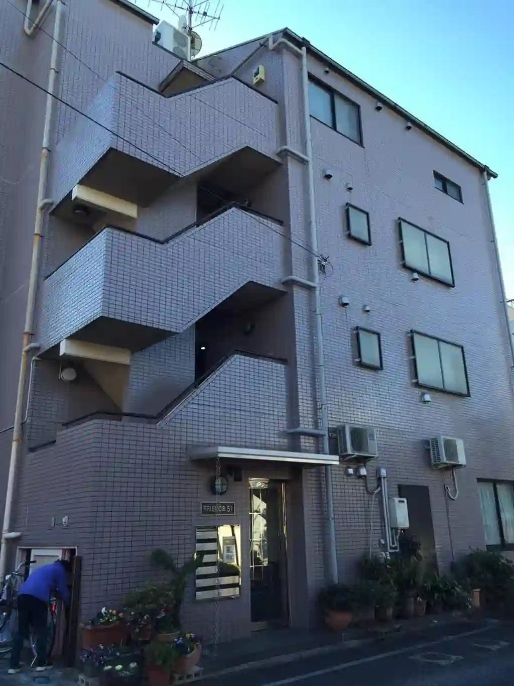 フレンズ51 外観