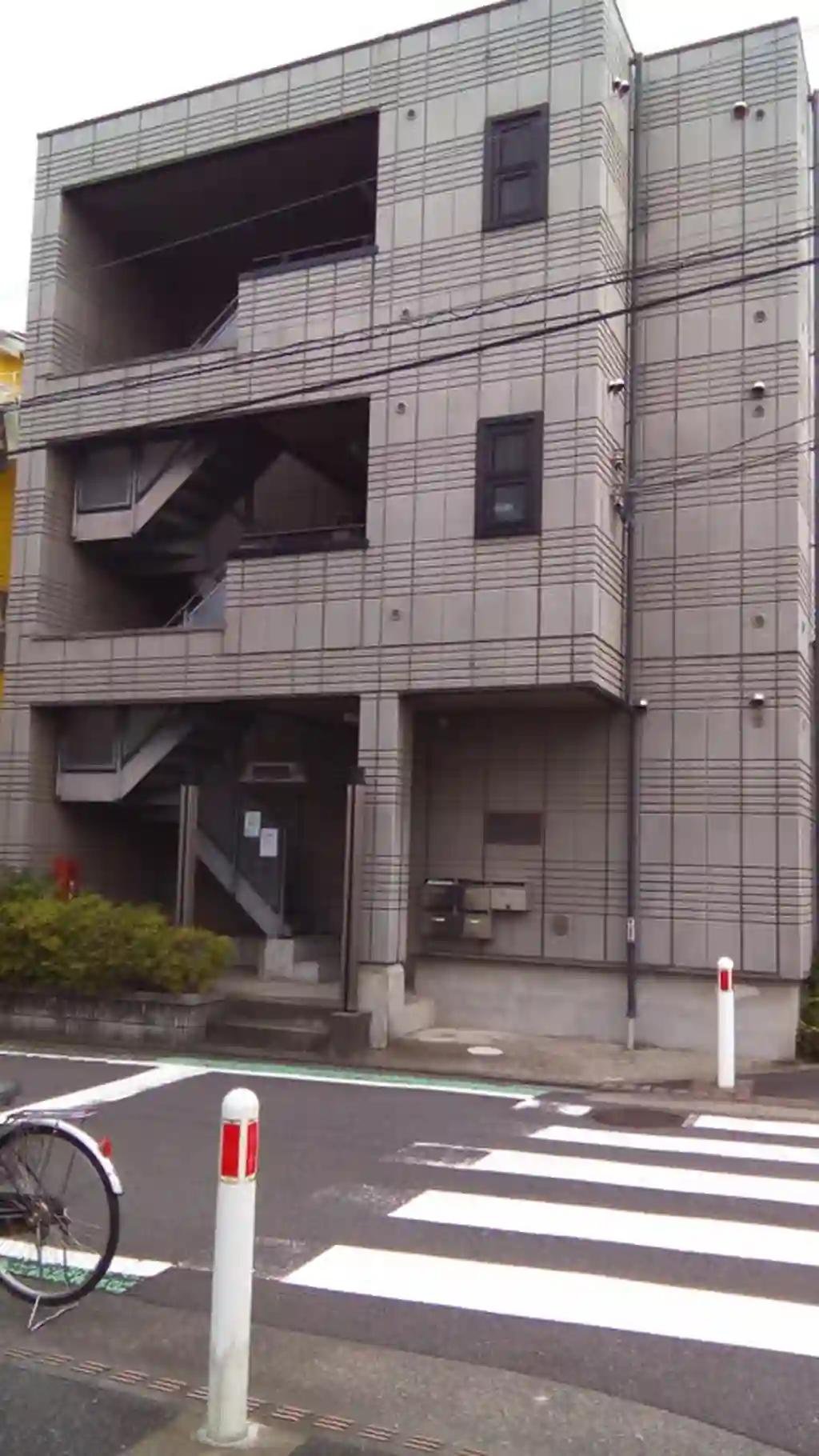 プレミールヒコネ 外観