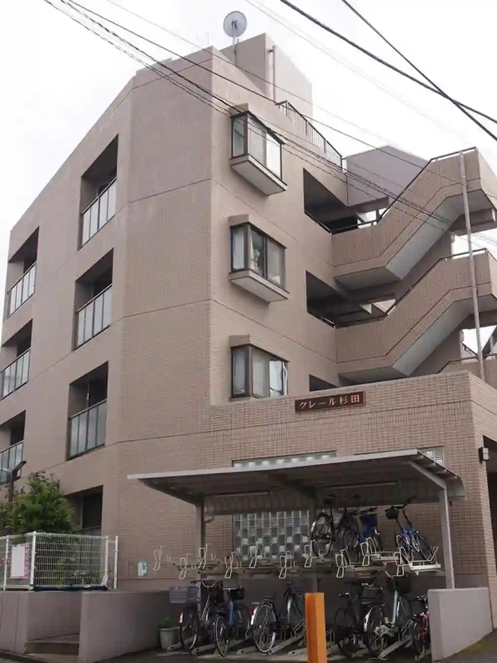 クレール杉田 外観