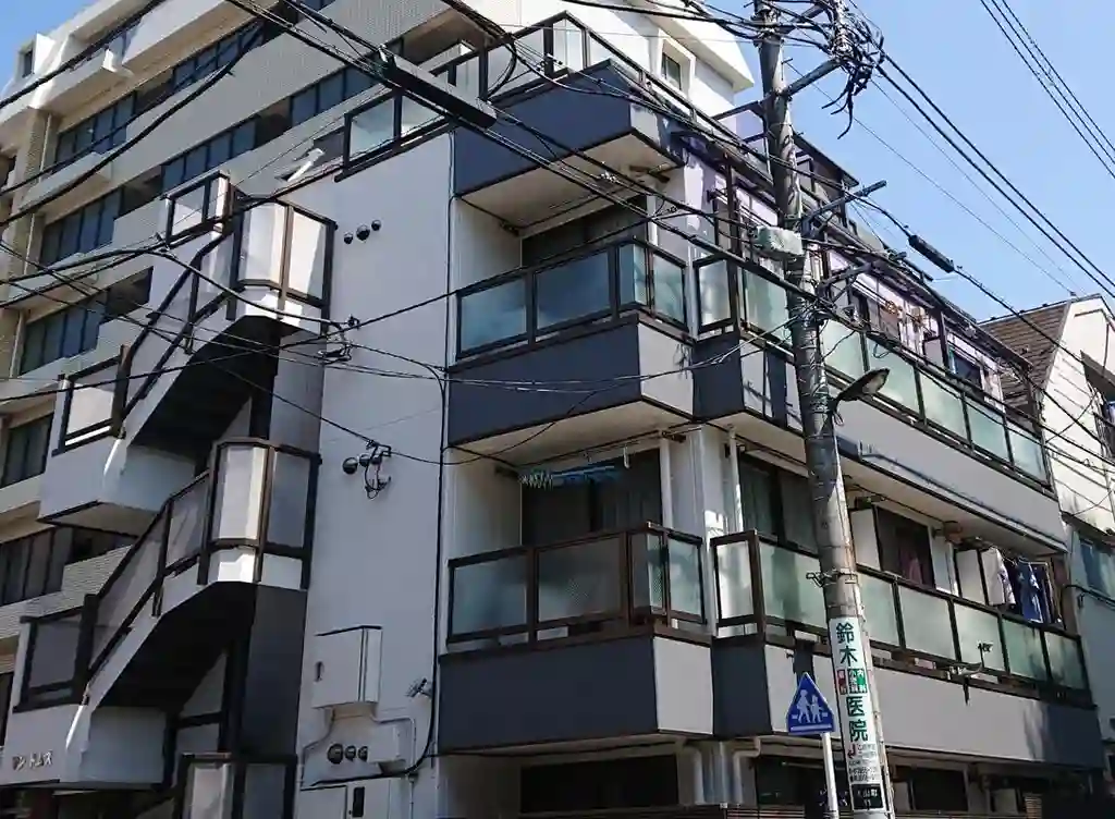 サンドムス 外観