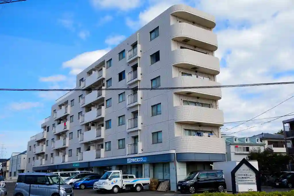 イーストヒルズ 外観