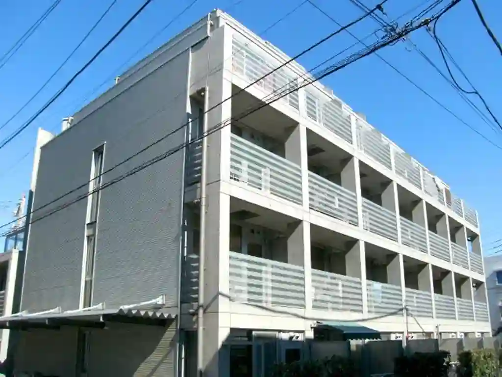 PORTEMAIUS 外観