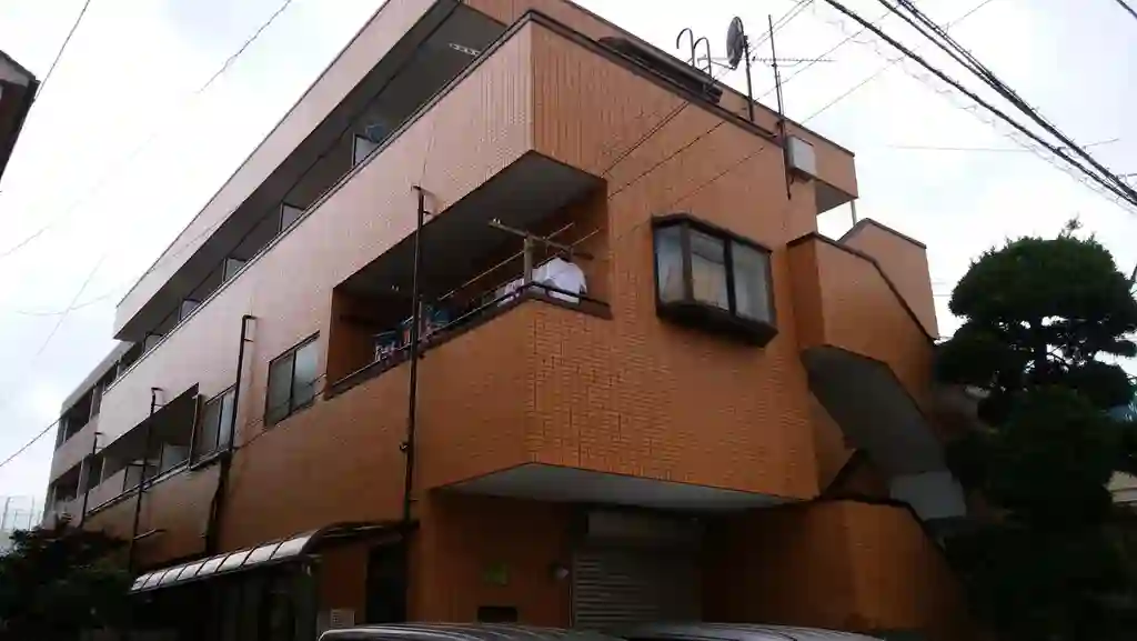 アーバインコザイ 外観