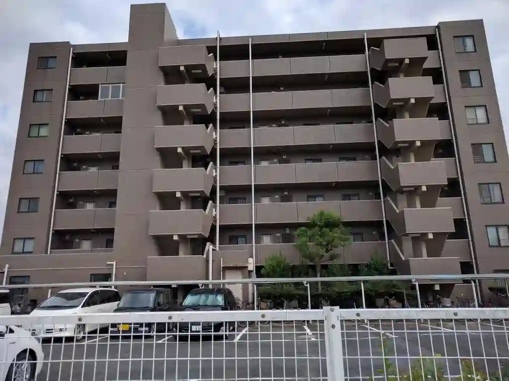 コン・アモーレ東川口 外観