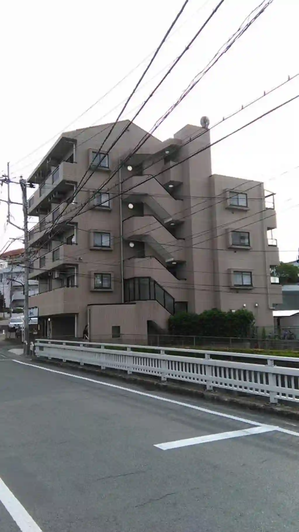 サバーヴィア 外観