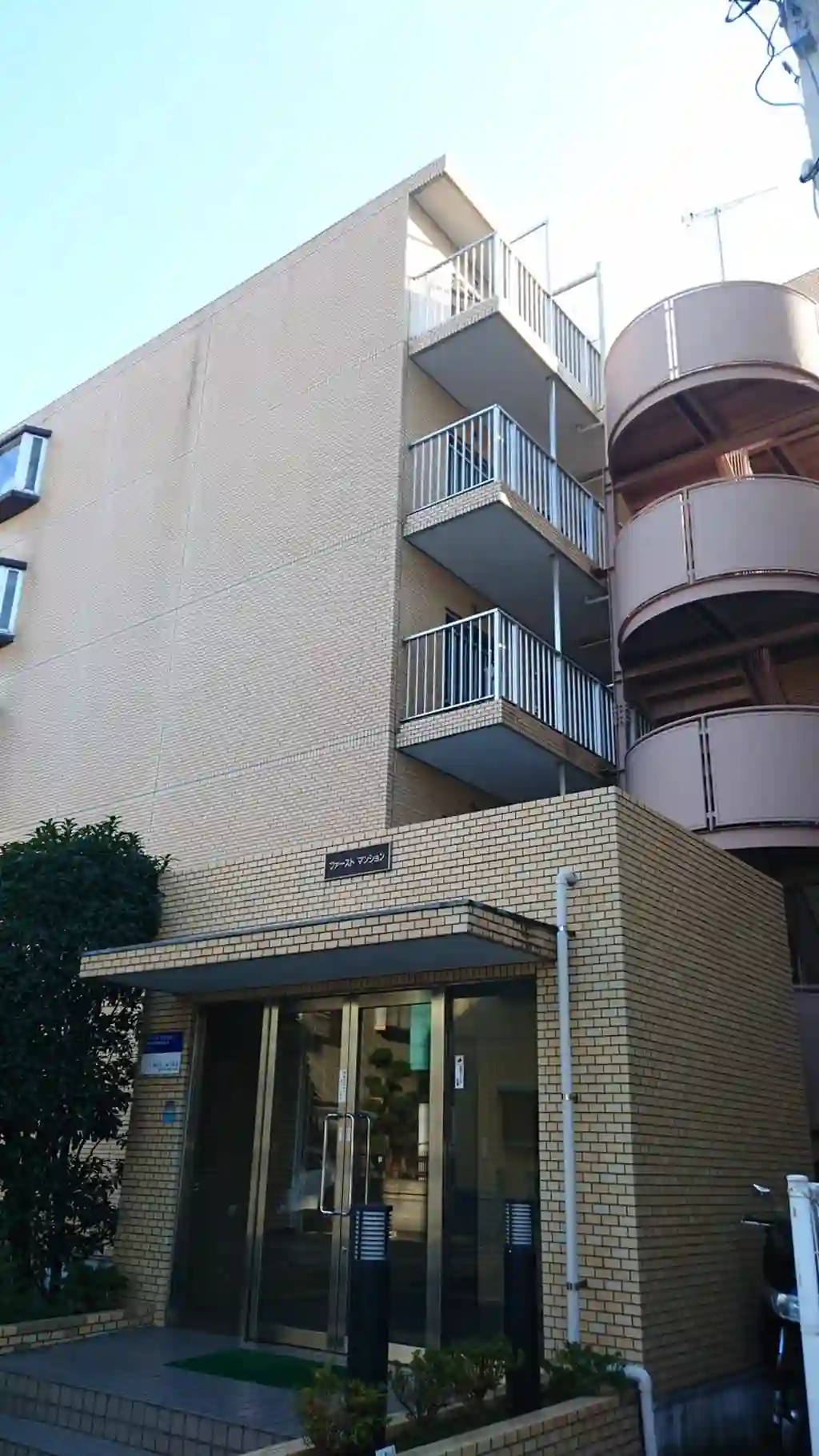ファーストマンション 外観