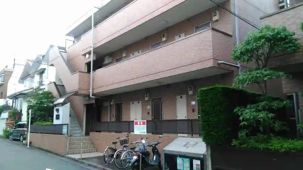 ル・シャトラン II 外観