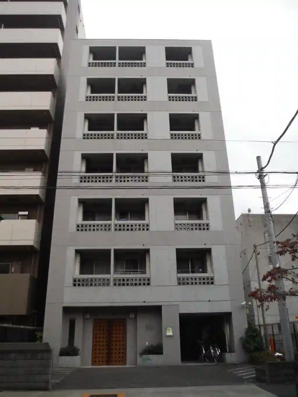 ウエストエストゥディオ 外観
