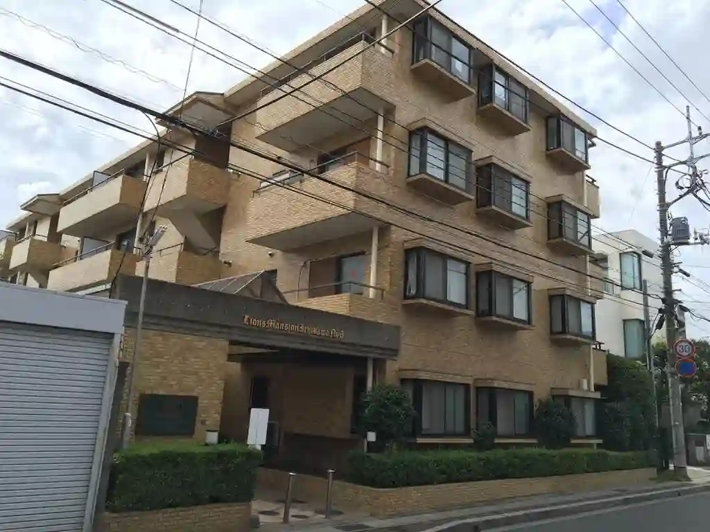 ライオンズマンション市川第6 外観