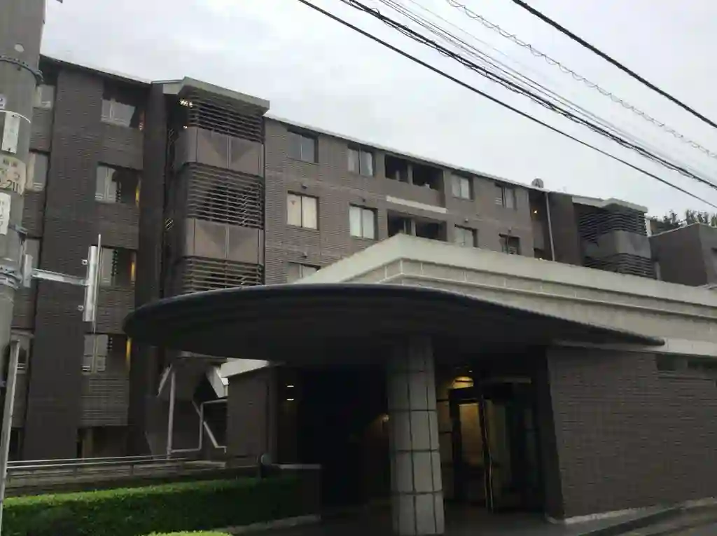 グランコート弦巻 外観