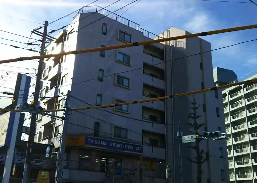 ロイヤル二ノ橋 外観