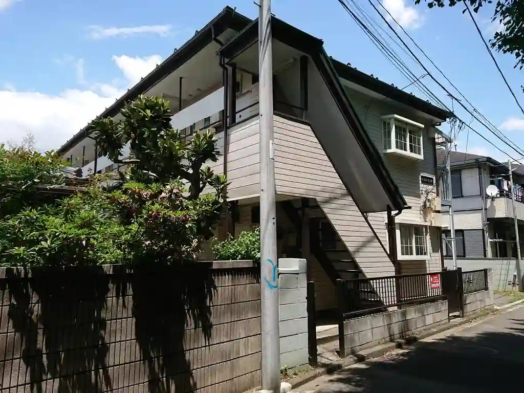 ドエルスズキ 外観