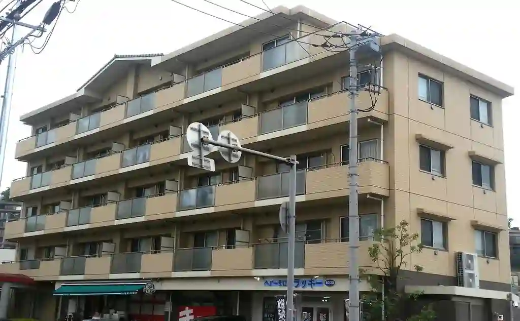 グリシーヌ K 外観