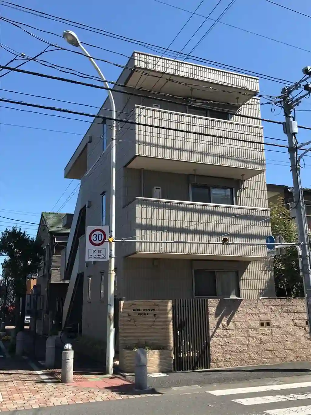 HEBELMAISONGLORIA 外観