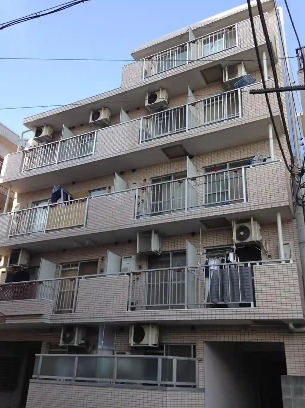 ダイホープラザ鶴見 外観